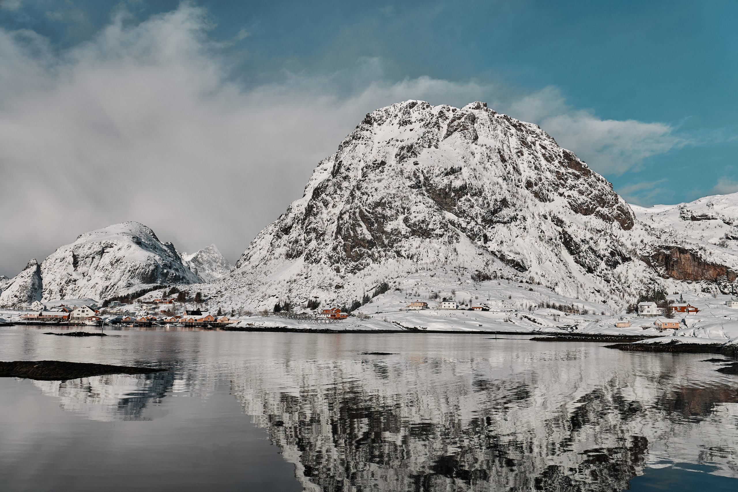 words-for-snow-holmen-lofoten